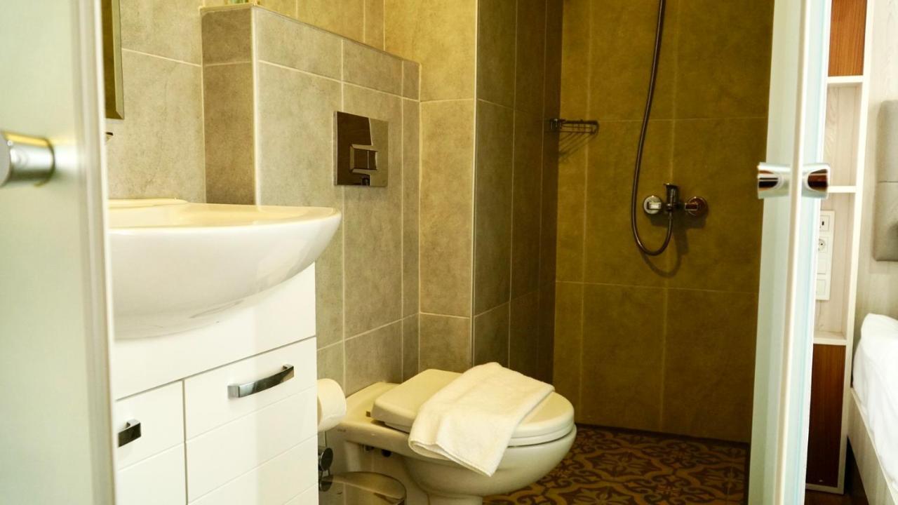 Qonaq Hotel & Suites Istanbul Eksteriør bilde